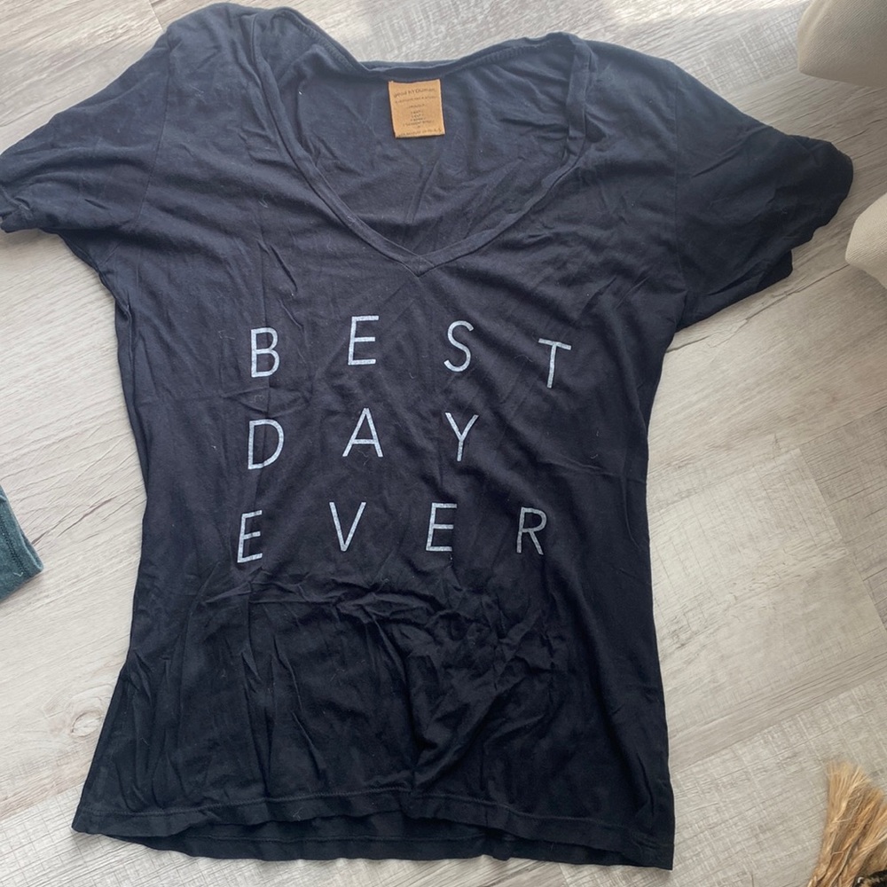 Good human t-shirt